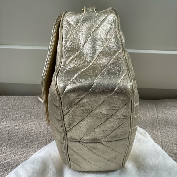 ❌sold❌ Authentic Vintage Chanel Mini Camera bag - Picture 4 of 13